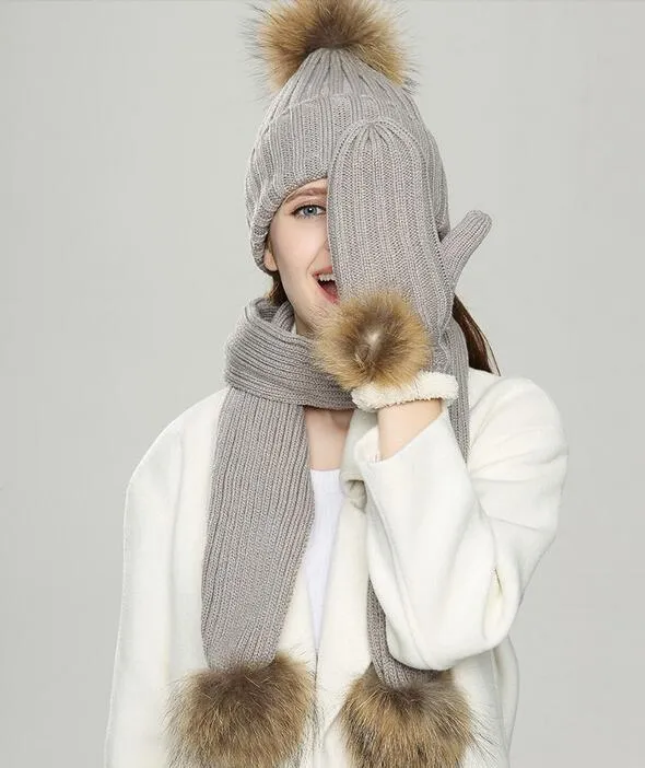 2017 Fashionable Scarf & Beanie for Women