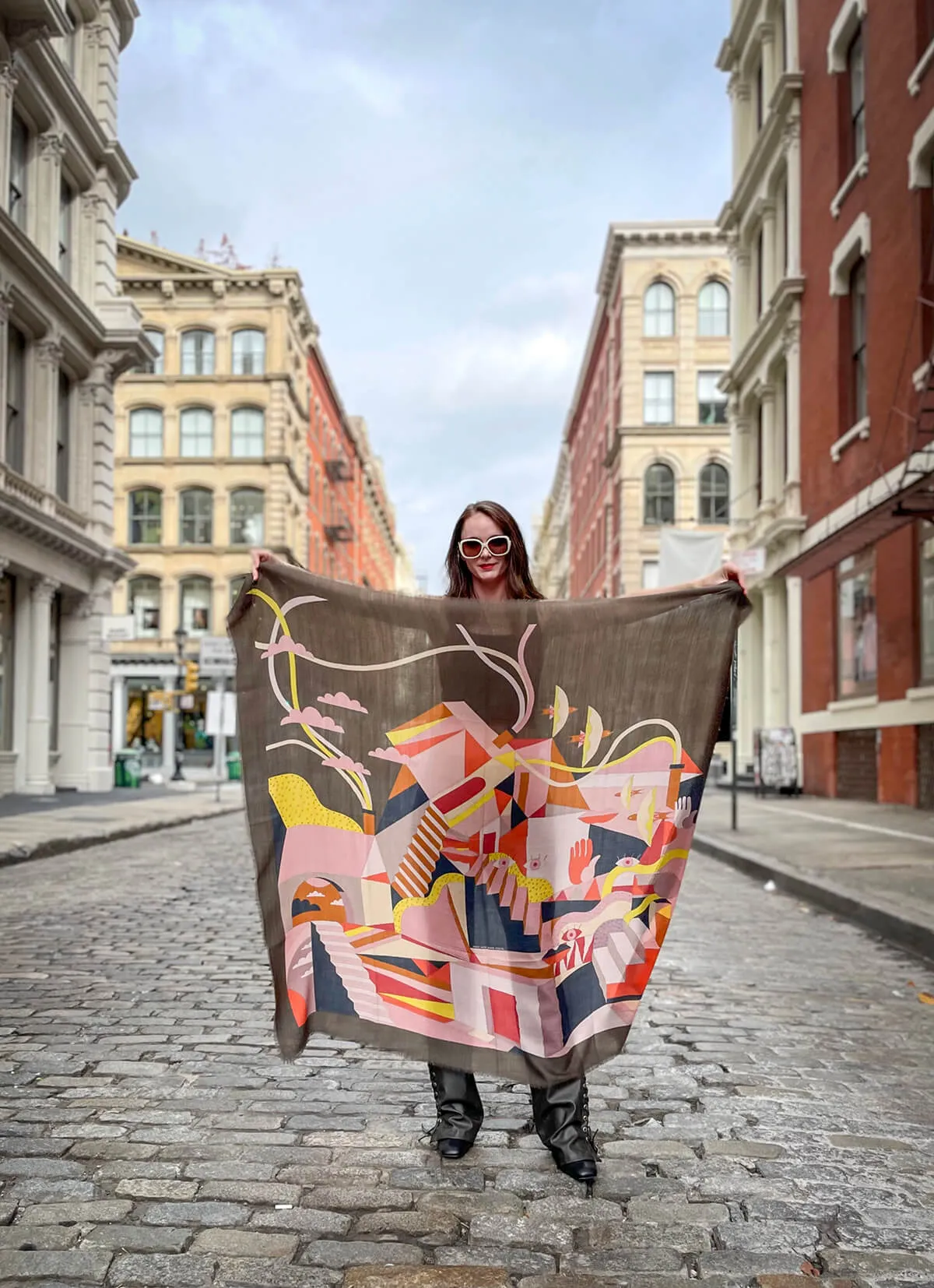 Wool Shawl Of Dreamlike In Brown